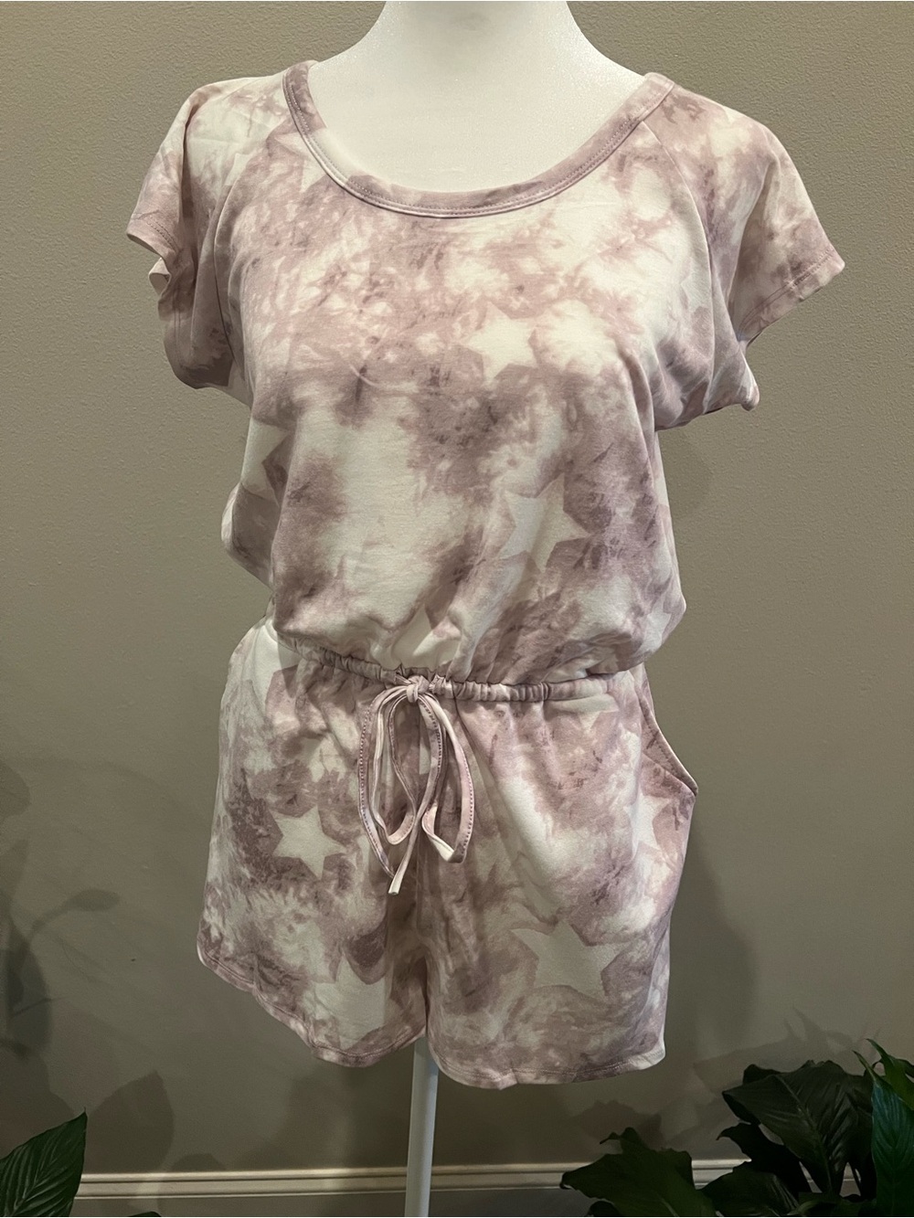 NWOT Ultra SOFT Women's Tie-Dye Star Romper in Light Purple boutique